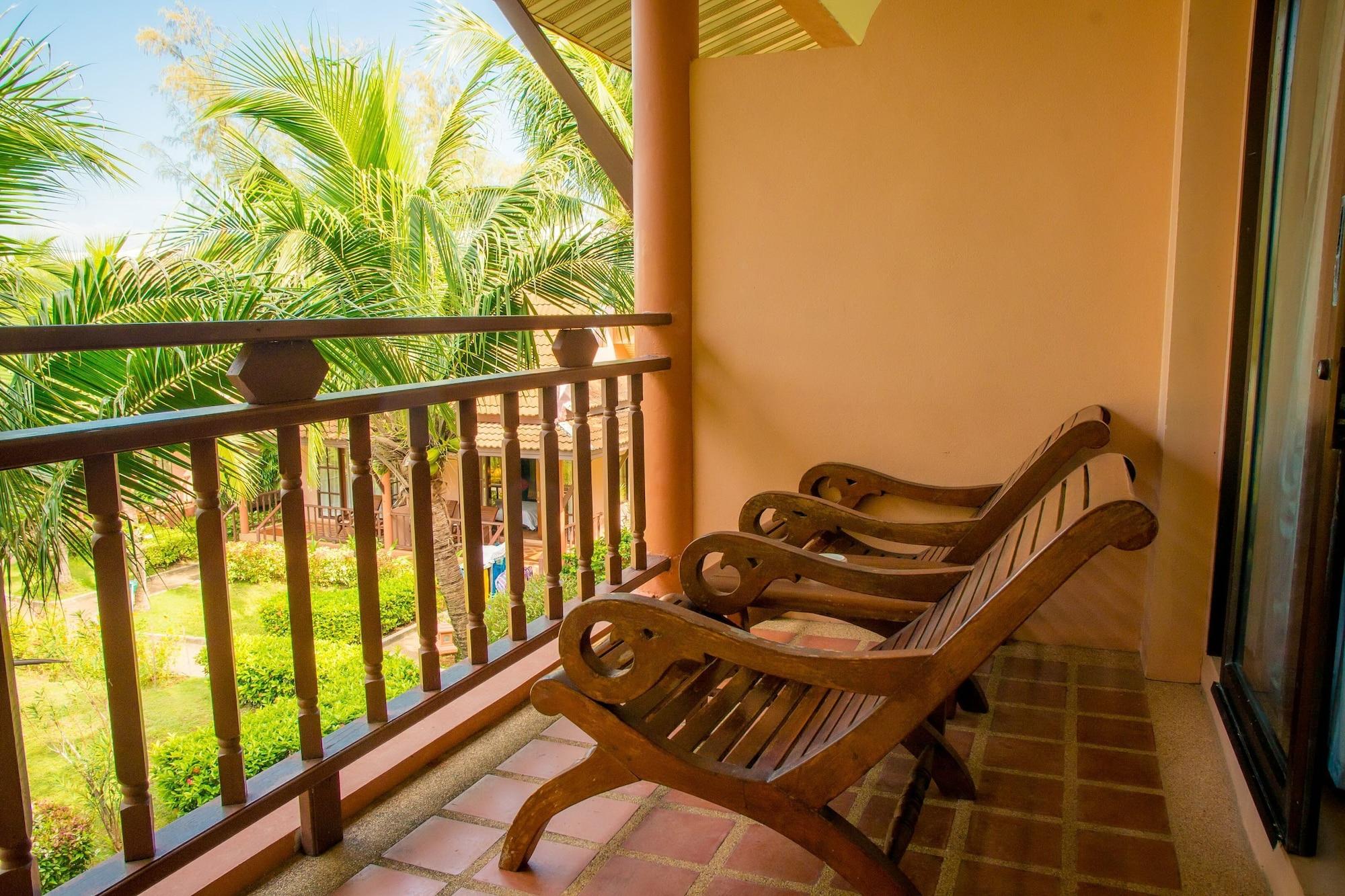 Lanta Casuarina Beach Resort - Sha Plus Ko Lanta Kültér fotó