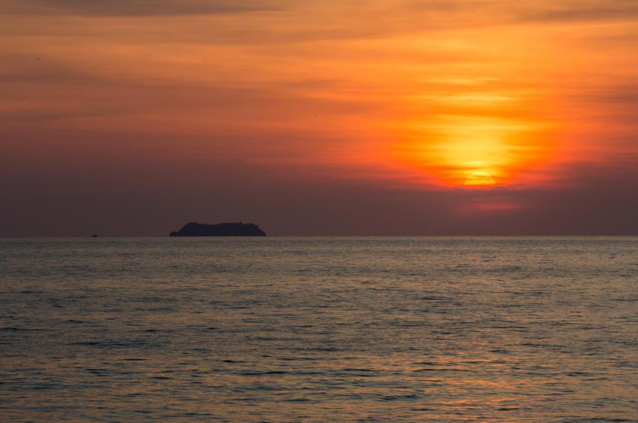 Lanta Casuarina Beach Resort - Sha Plus Ko Lanta Kültér fotó