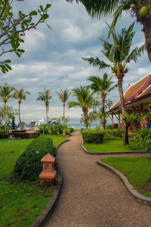 Lanta Casuarina Beach Resort - Sha Plus Ko Lanta Kültér fotó